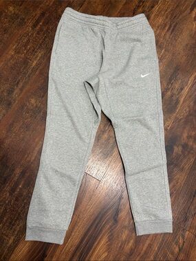 Nike Kids Light Gray Fleece Joggers with Swoosh